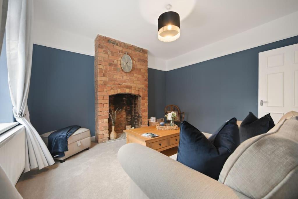 Picturesque Victorian Cottage วุร์สเตอร์ ภายนอก รูปภาพ