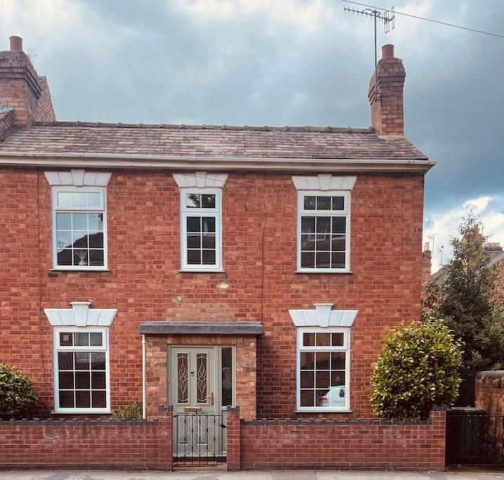 Picturesque Victorian Cottage วุร์สเตอร์ ภายนอก รูปภาพ